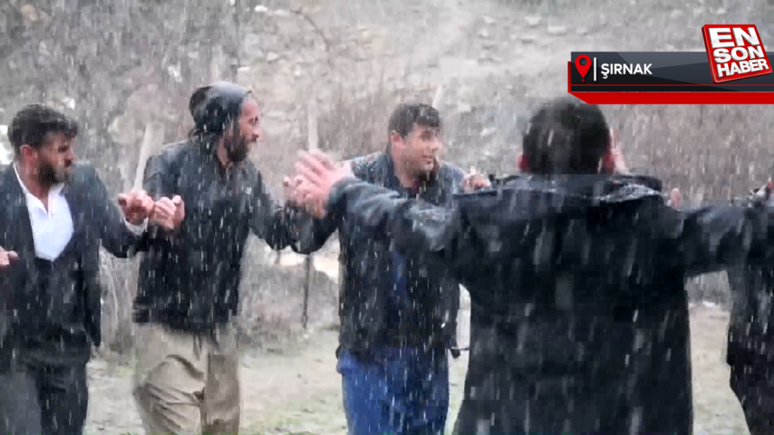 Şırnak’ta karlar altında aşiret düğünü