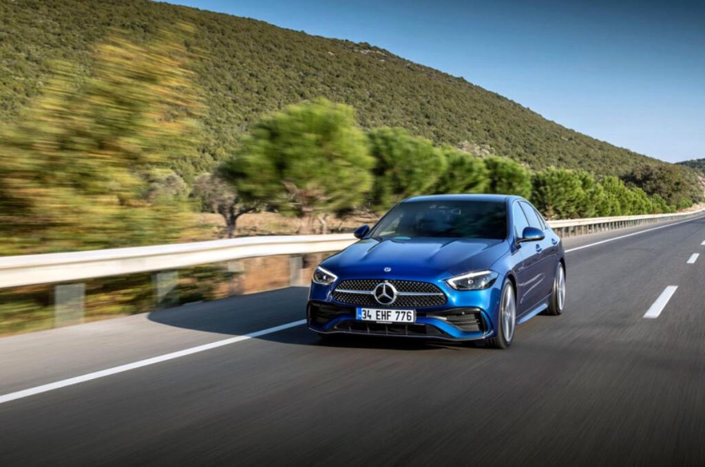 Yenilenen Mercedes-Benz C Serisi Türkiye’de