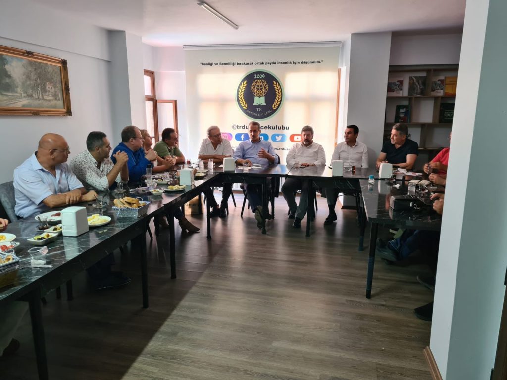 Eski Bakan Çelik “Bursaspor Süper Lig’e çıkacak!”