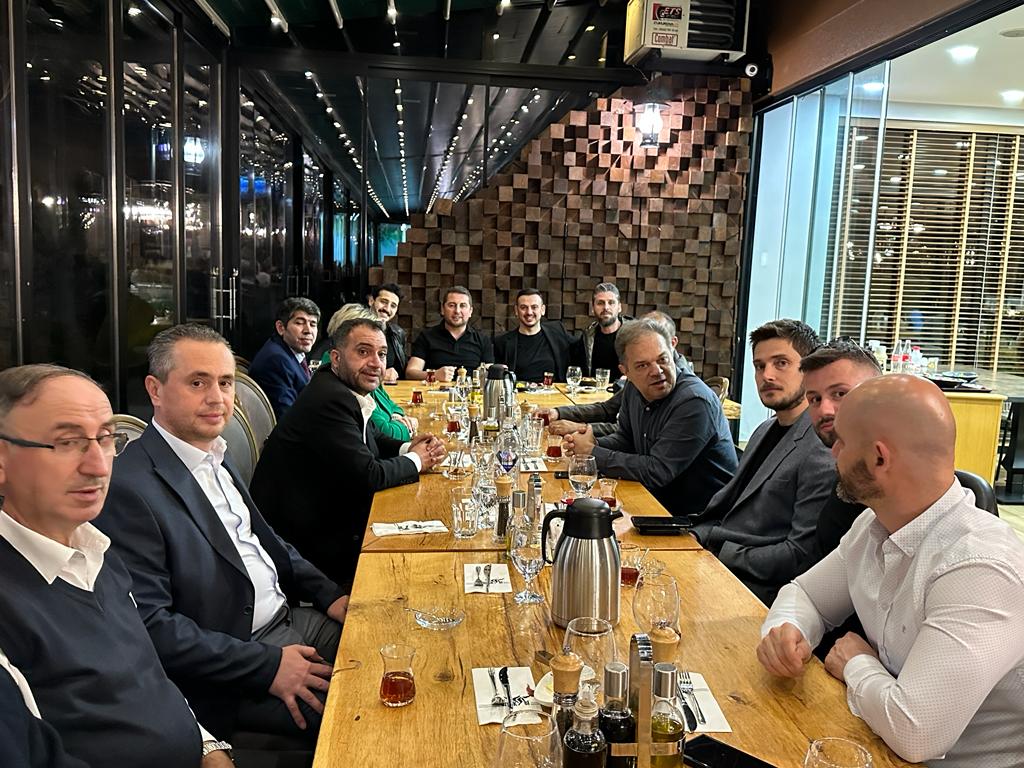 Milletvekili aday adaylarını buluşturan iftar