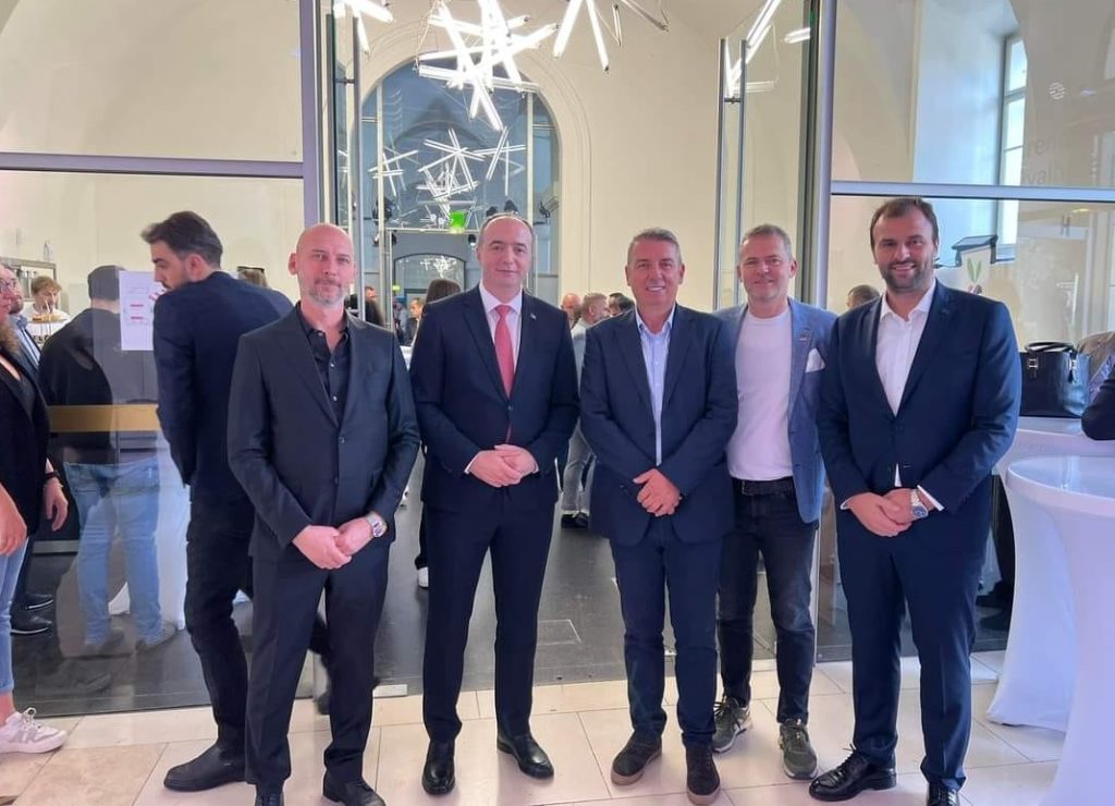 ARNİAD’DAN ULUSLARARASI TEMASLAR