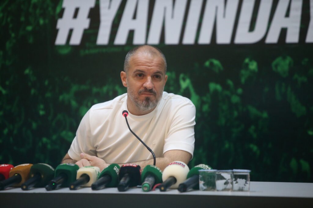 Bursaspor Teknik Direktörü Mustafa Er, transfer takvimini açıkladı